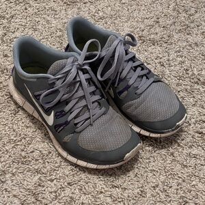 Nike Gray/Purple Free 5.0 Women's Athletic Shoe